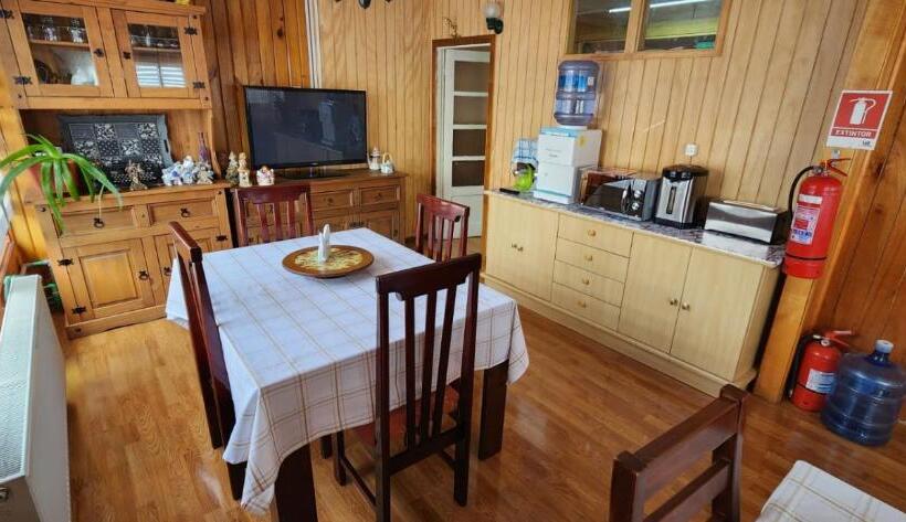 بنسيون Casa Hospedaje Costanera