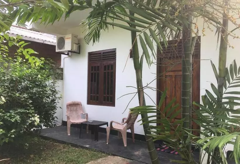 ペンション Family Guest House