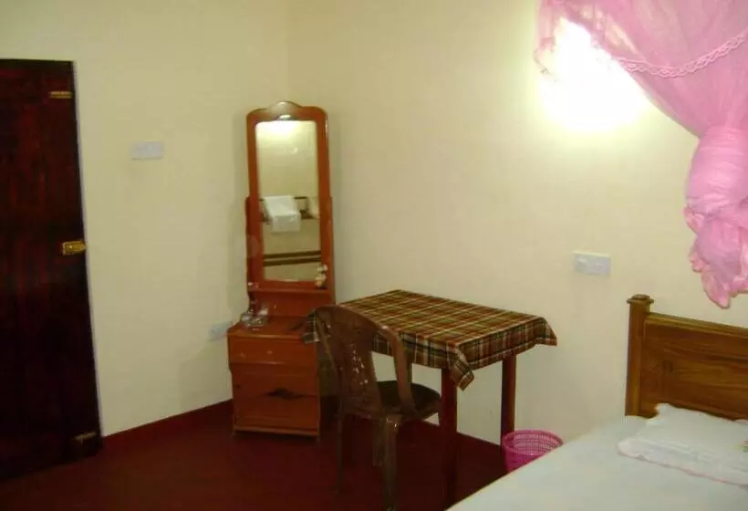 ペンション Family Guest House