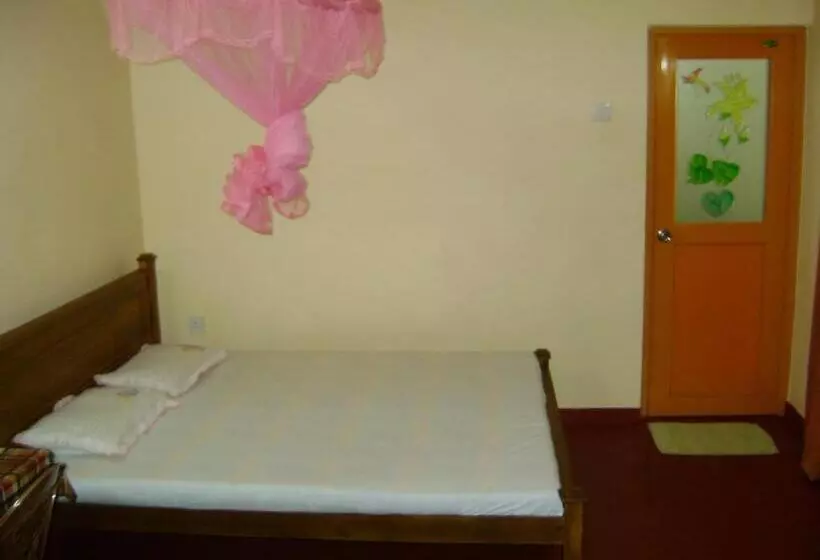 ペンション Family Guest House