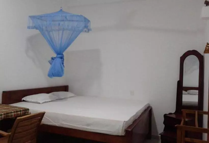 ペンション Family Guest House