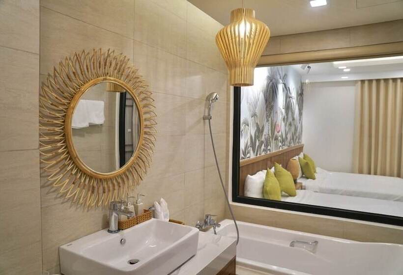 پانسیون Flc Sea Tower Quynhon Homes