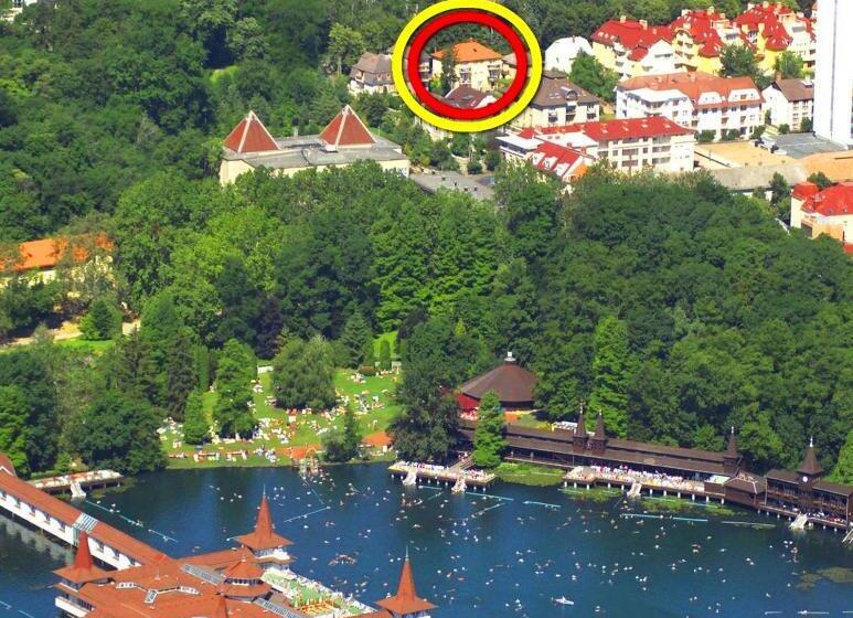 פנסיון Hévíz Villa Familia