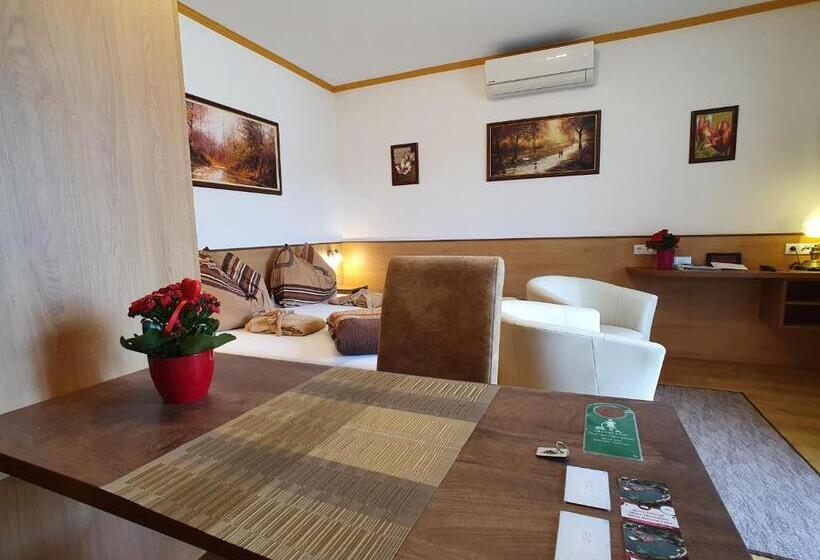 פנסיון Hévíz Villa Familia