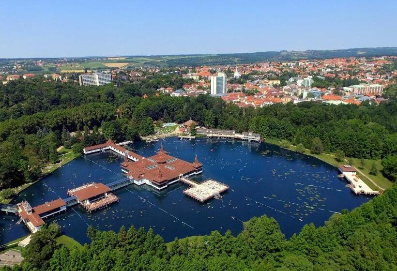 פנסיון Hévíz Villa Familia