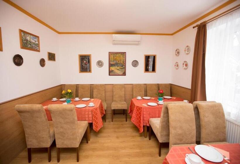 פנסיון Hévíz Villa Familia