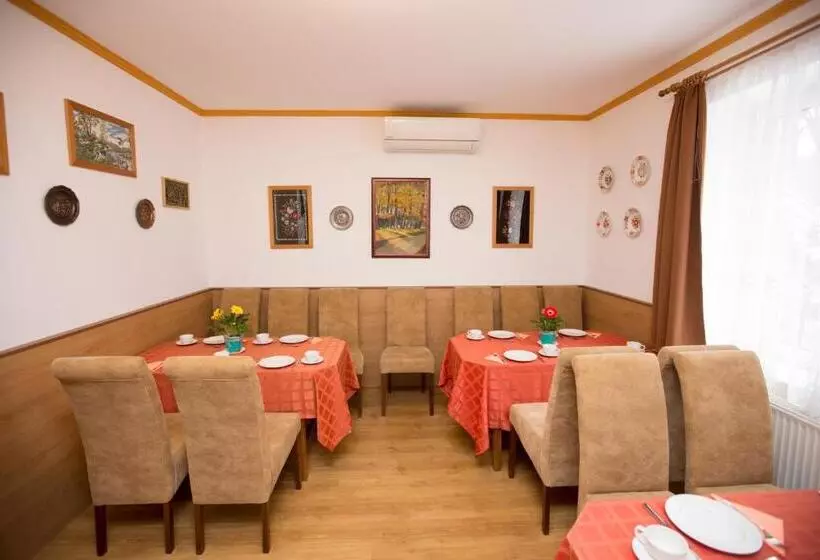 Majatalo Hévíz Villa Familia
