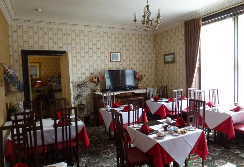 Пансион Macdonald House