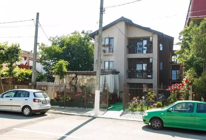 ペンション Vila Sandra