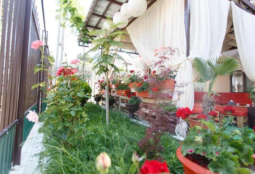 پانسیون Vila Sandra