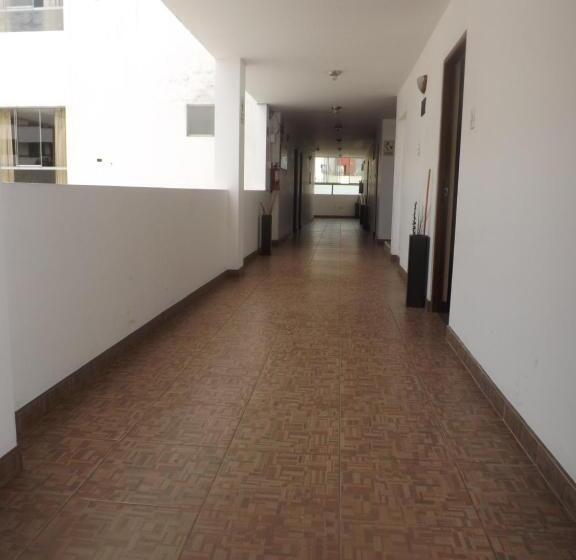 Venecia Hotel Carrion