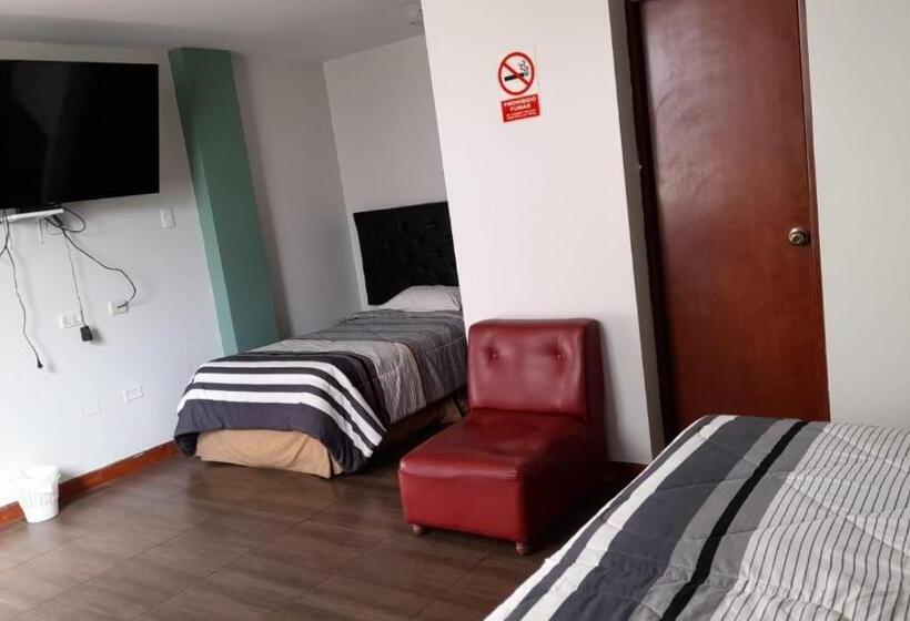 Venecia Hotel Carrion