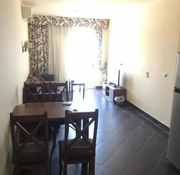 شاليه بورتو السخنه الحدائق المعلقه