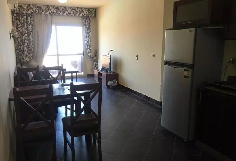 شاليه بورتو السخنه الحدائق المعلقه