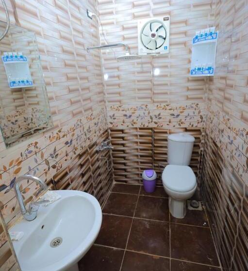 تختخواب و صبحانه Grensha Pyramid And Sphinx View