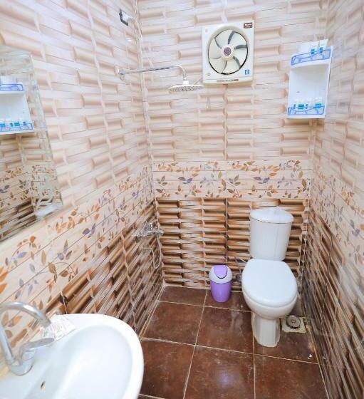 تختخواب و صبحانه Grensha Pyramid And Sphinx View