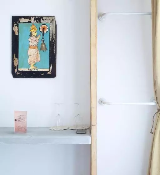 ベッドアンドブレックファースト Marshmellow Beach Rooms   Sri Lanka