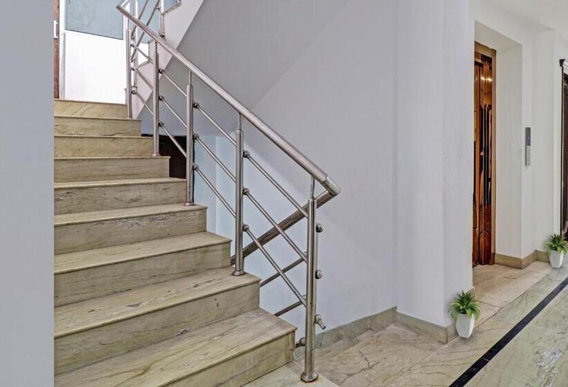 בית מלון כפרי Collection O Yash Continental