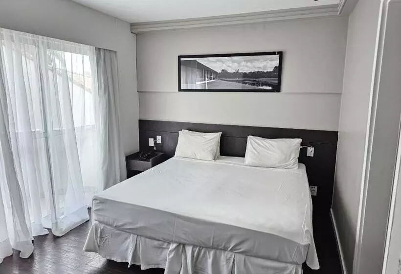 ホテル Flat Pampulha Orla Prox Mineirão