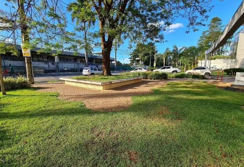 ホテル Flat Pampulha Orla Prox Mineirão