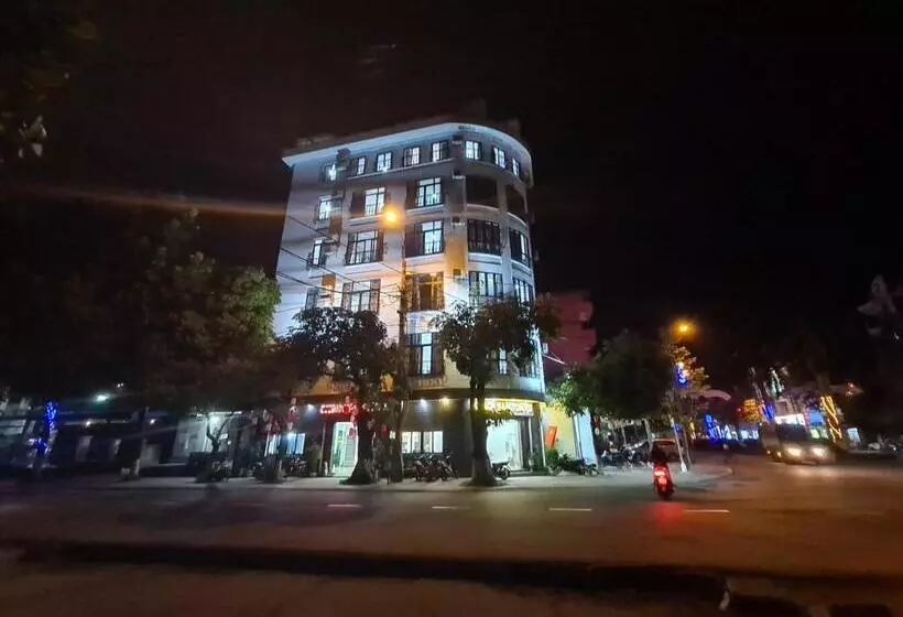 هتل Khách San Tokyo