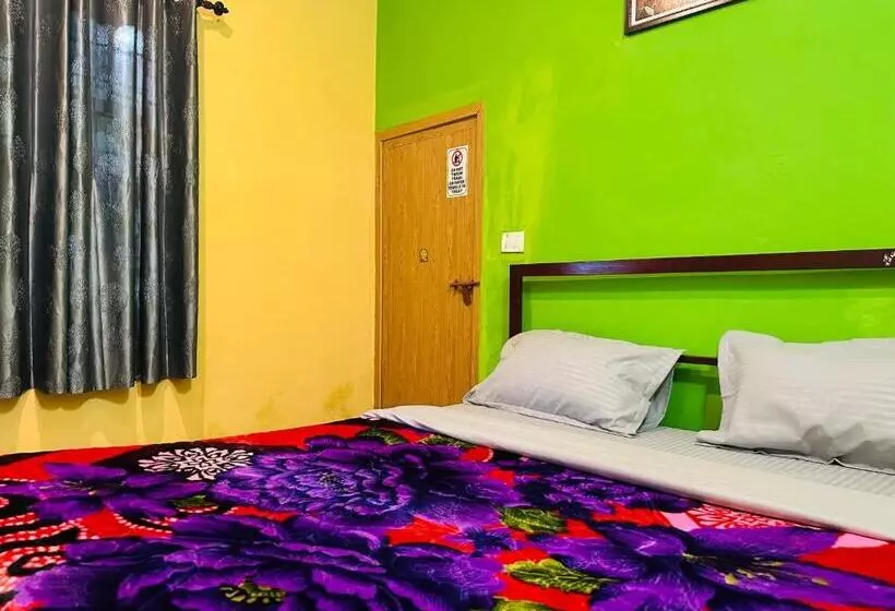 هتل Maharaja Cottage