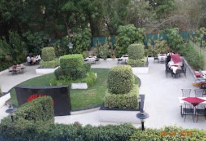 Hotel Manju Palace,nanded