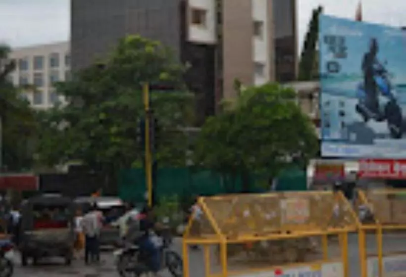Hotelli Oberon Solapur