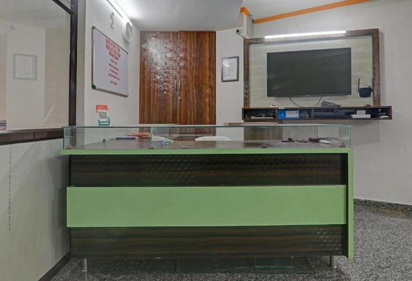 호텔 Oyo City Prime Residacy