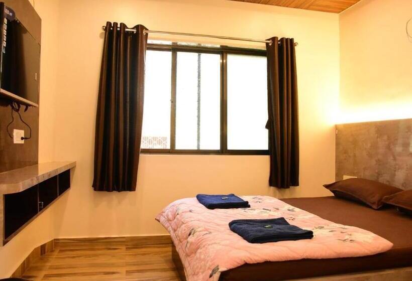 Hotelli Suyog Matheran