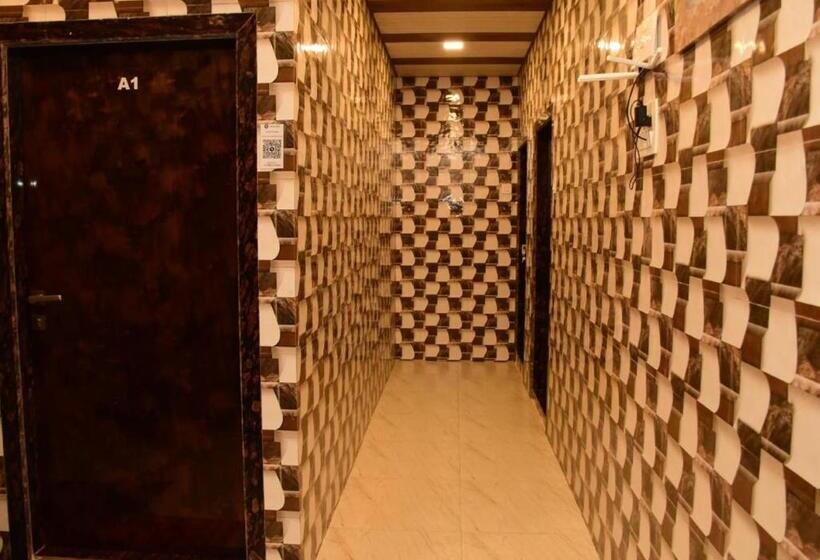 Hotelli Suyog Matheran