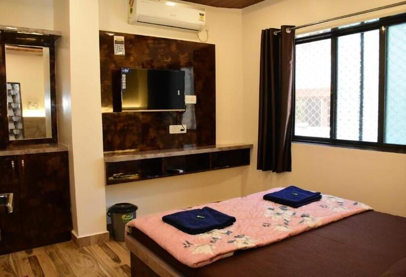 Hotelli Suyog Matheran