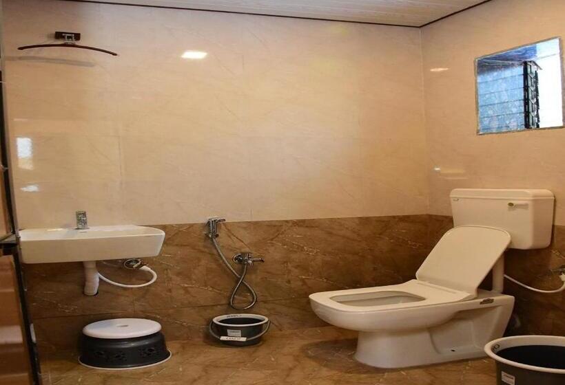 Hotelli Suyog Matheran