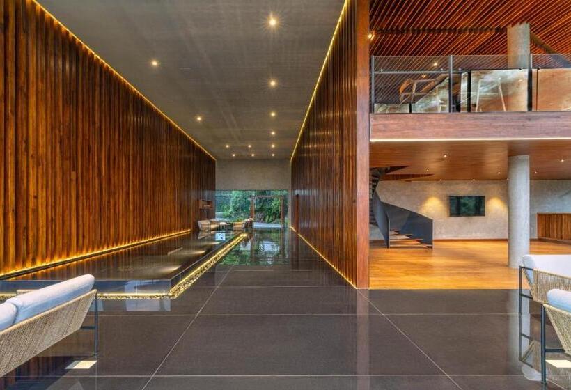 Hotel The Trees, Kandy