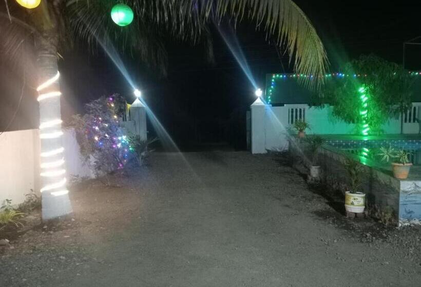 Szálloda Tridev Coastal Villa Alibag