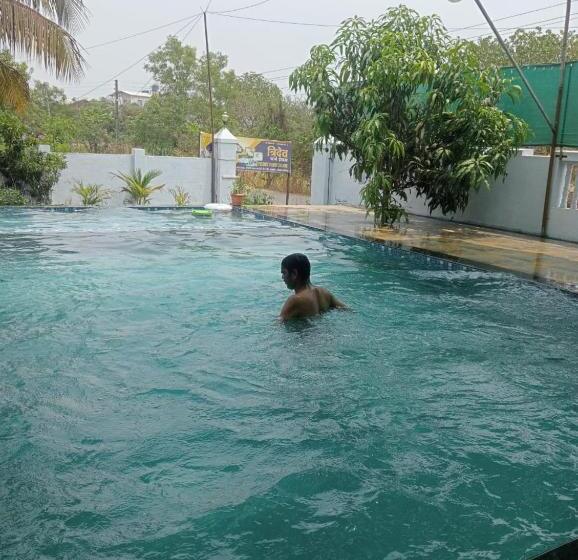 Szálloda Tridev Coastal Villa Alibag