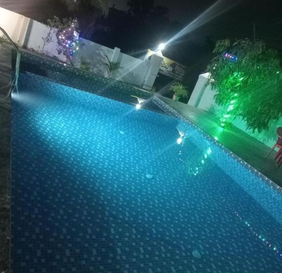 Szálloda Tridev Coastal Villa Alibag