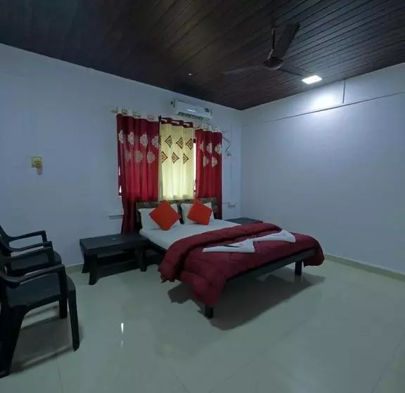 ホテル Tridev Coastal Villa Alibag