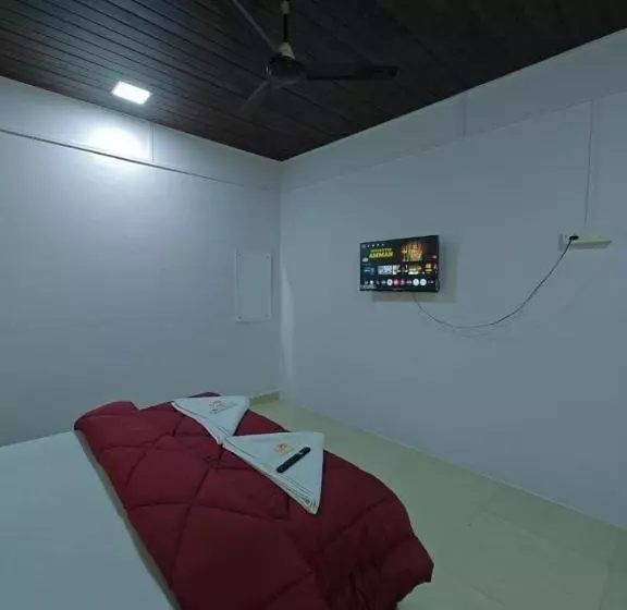 ホテル Tridev Coastal Villa Alibag