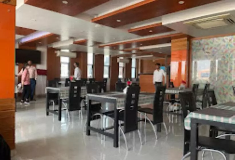 ホテル Vaishnavi Heights,manjurahi