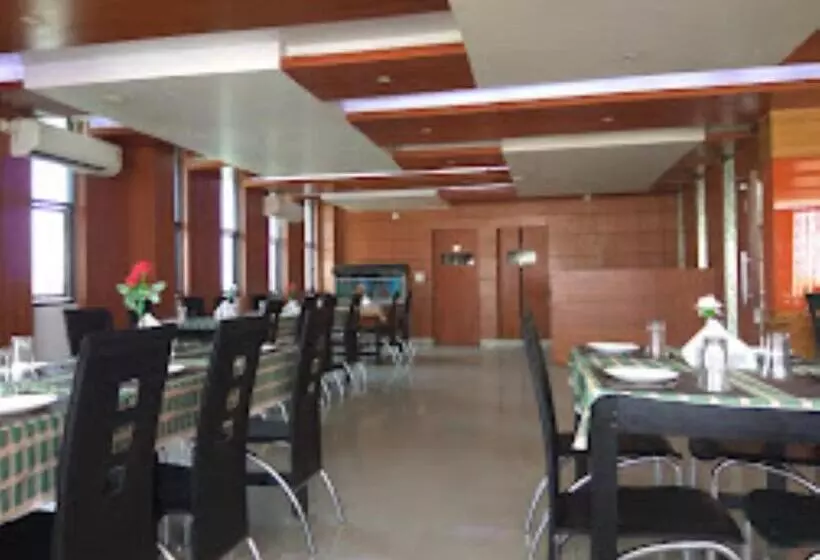 ホテル Vaishnavi Heights,manjurahi