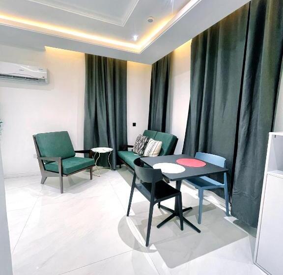 هتل Wallgate Apartments Abuja