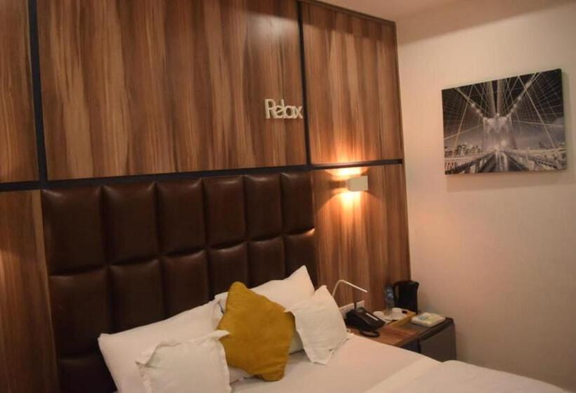 هتل Wallgate Apartments Abuja