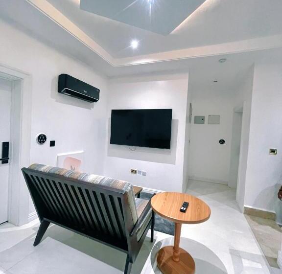 هتل Wallgate Apartments Abuja