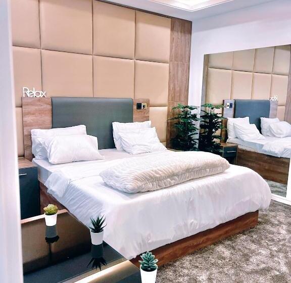 هتل Wallgate Apartments Abuja