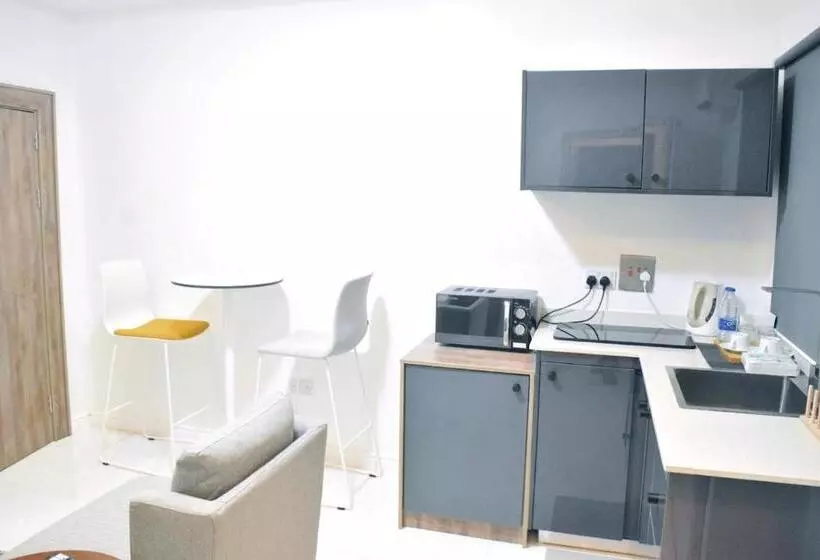هتل Wallgate Apartments Abuja