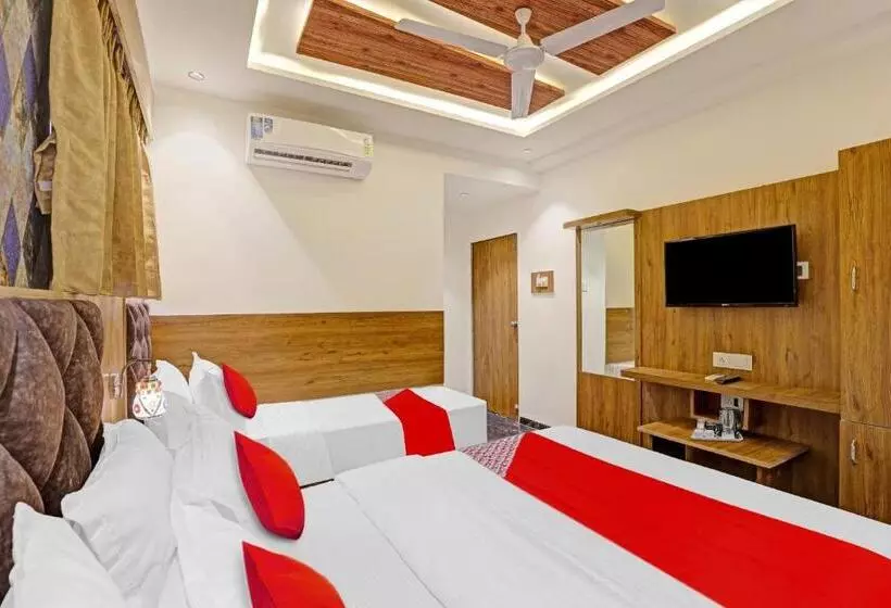 Oyo Flagship Hotel Premium Villa