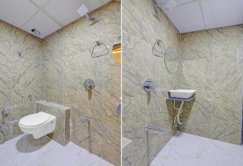 Oyo Flagship Hotel Premium Villa