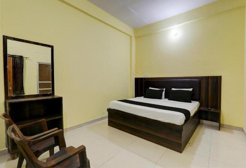 Super Hotel O Sadguru Inn