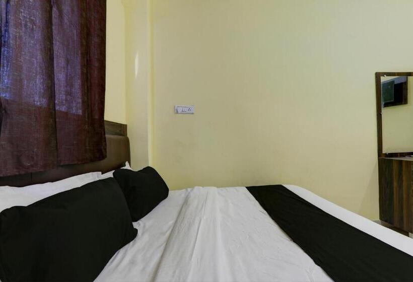 Super Hotel O Sadguru Inn